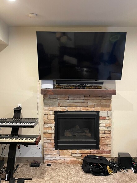 Building Photo - 504 Silverleaf Dr