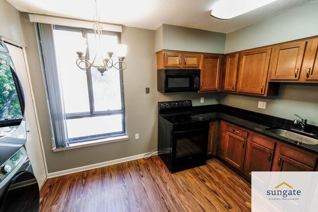 Building Photo - 6711 Park Heights Ave