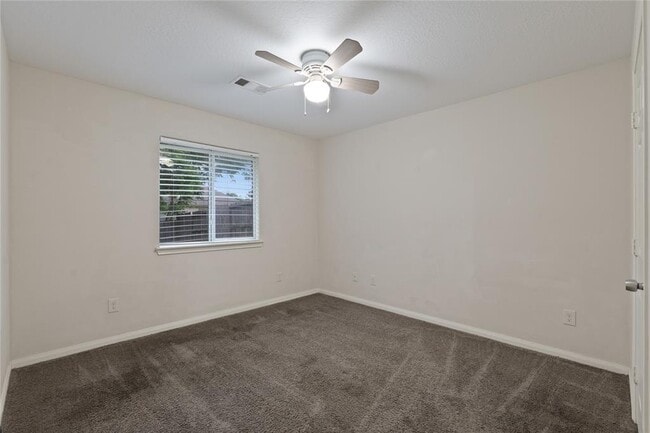 Building Photo - 12502 Hackberry Dr