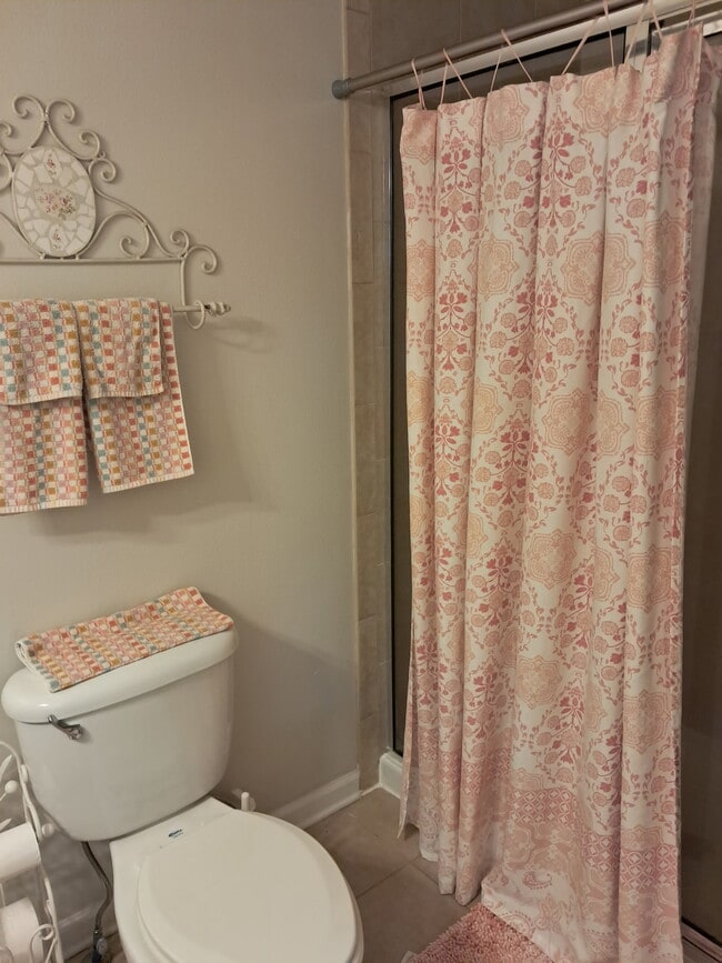 Building Photo - 317 Sand Oak Blvd