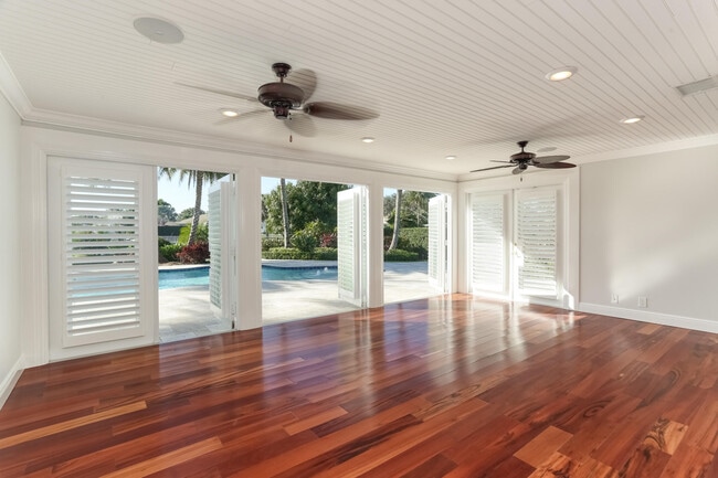 Building Photo - 12293 Coconut Row