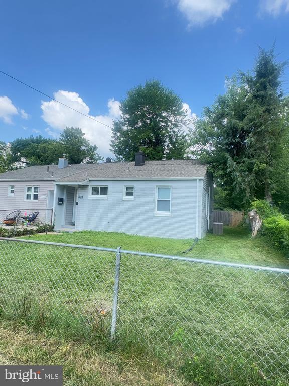 Building Photo - 7702 Normandy Rd