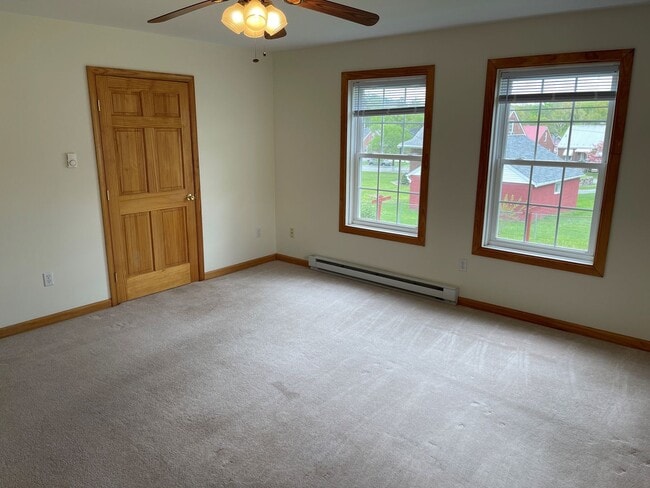 Building Photo - 4 BR/3.5 Bath Single Family Home in  Cumbe...