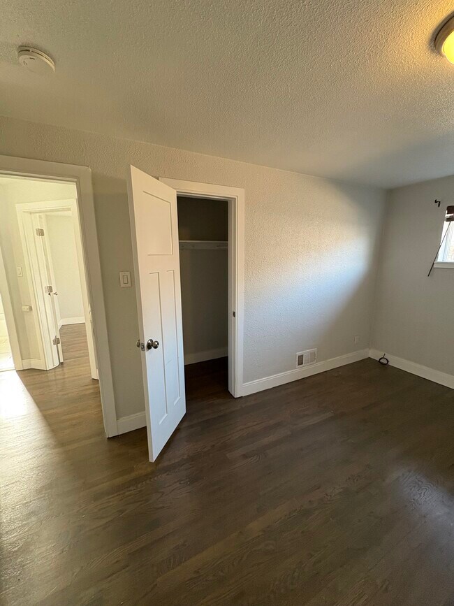Building Photo - 3361 Krameria St
