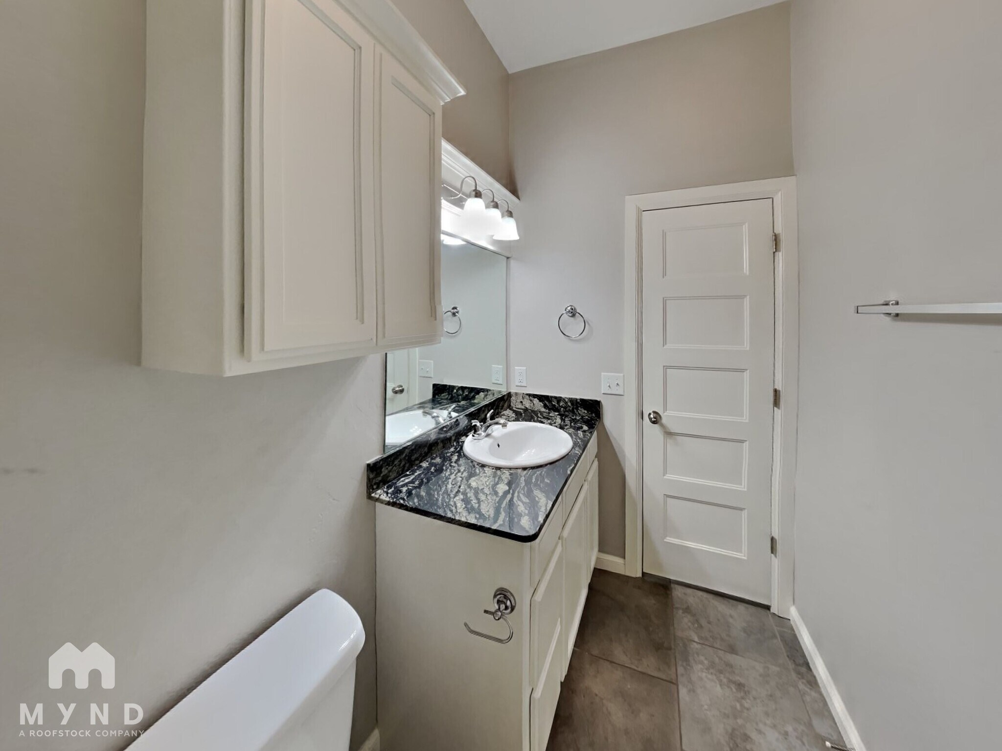 Building Photo - 1019 Merlin Dr