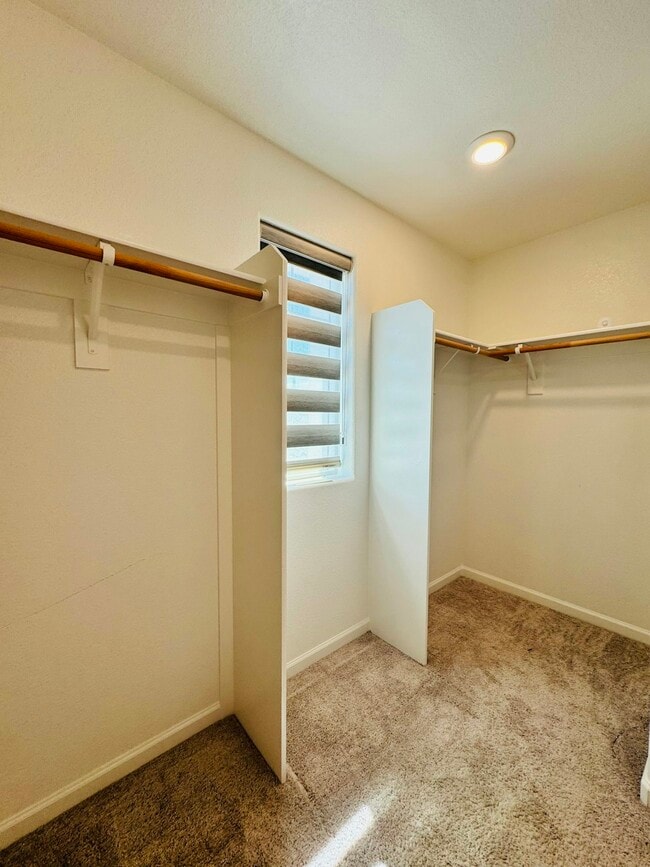 Building Photo - 5348 Knights Valley Ln