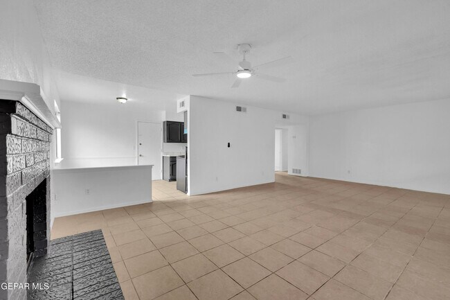 Building Photo - 1529 Babe Hiskey Ln