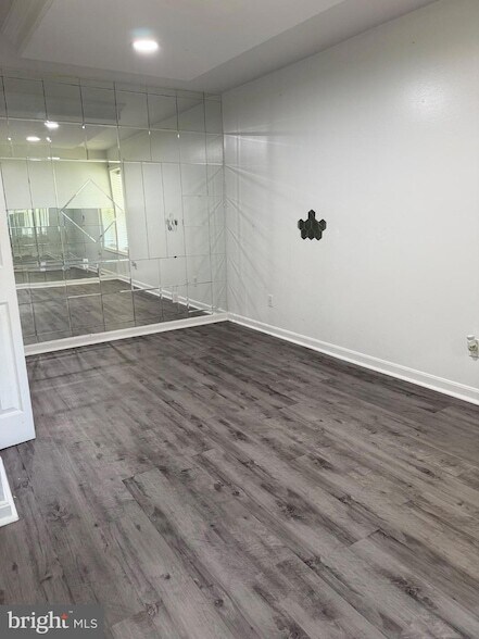 Building Photo - 2911 Hickory Creek Ct