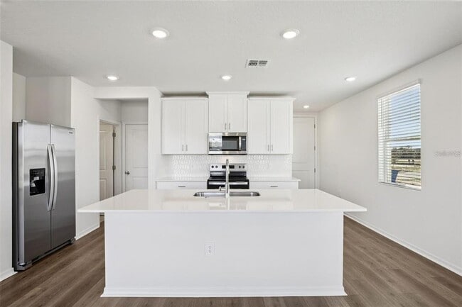 Building Photo - 698 Muhly Wy