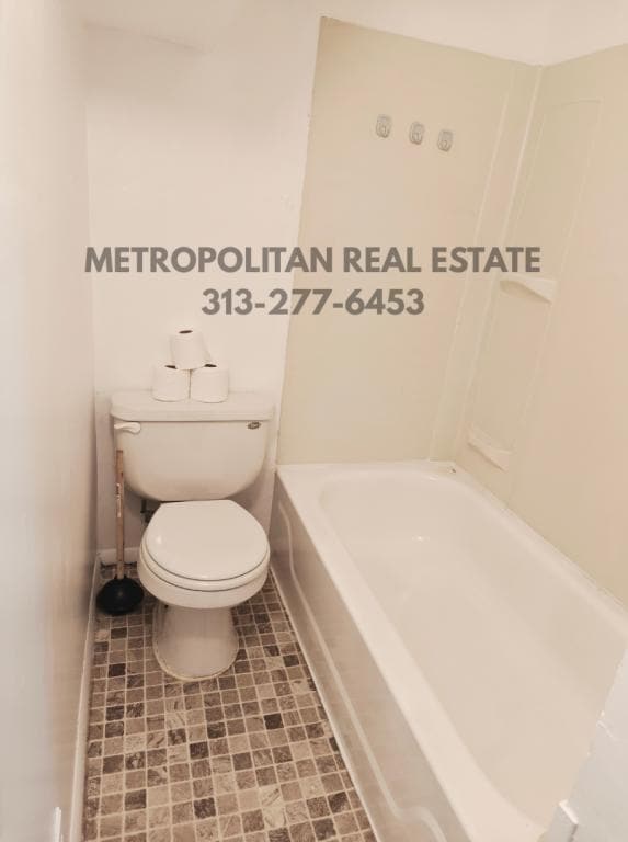 Building Photo - 34639 Brush St