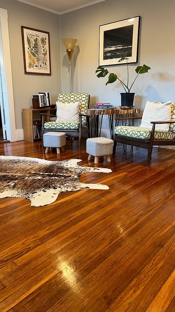 Living room/sitting room - 102 Main St