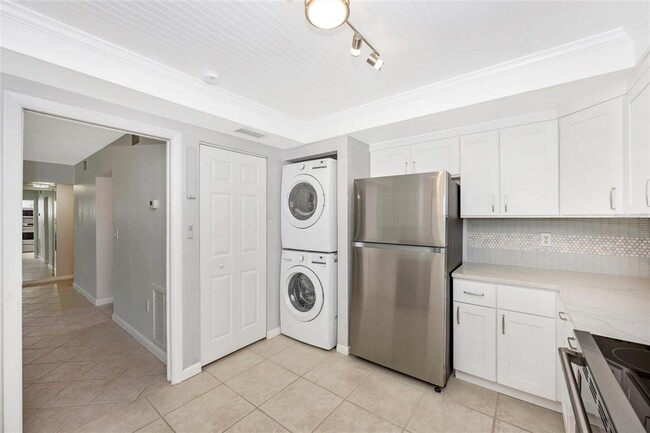 Building Photo - 5052 Marsh Field Rd