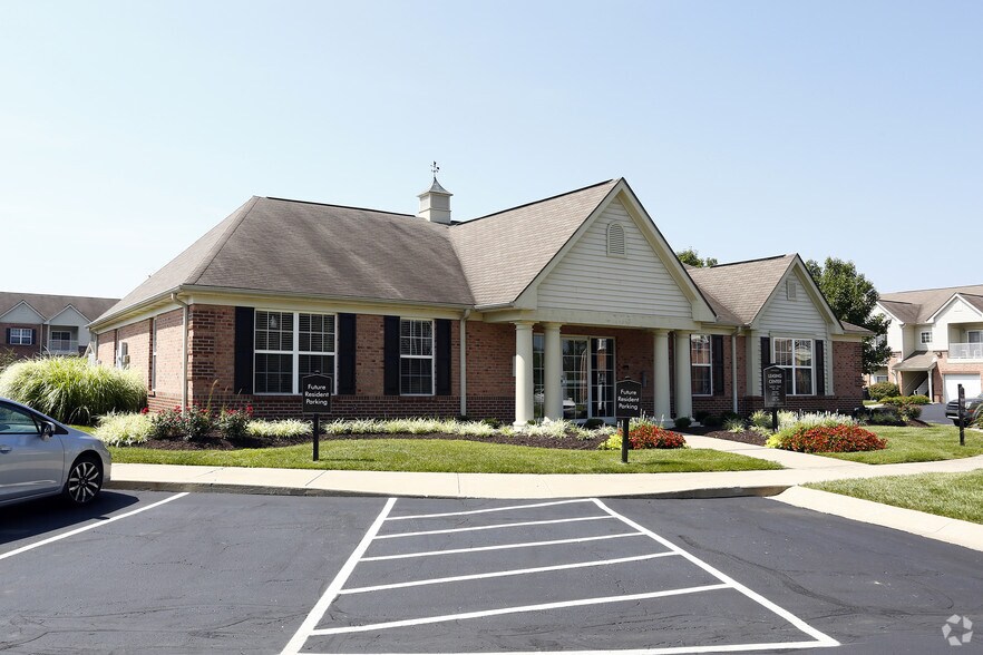 Saratoga Crossing Apartment Homes 4200 Stillwater Blvd Plainfield IN