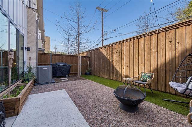 Building Photo - 2357 Rook Dr