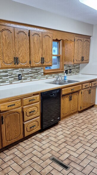 Building Photo - 719 Polk St