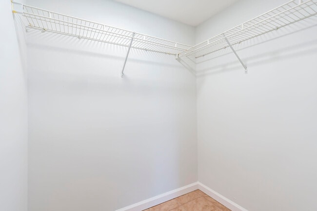 Building Photo - 490 NW 20th St