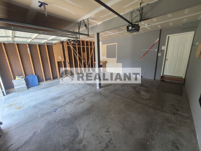 Building Photo - 6338 Remington Cove
