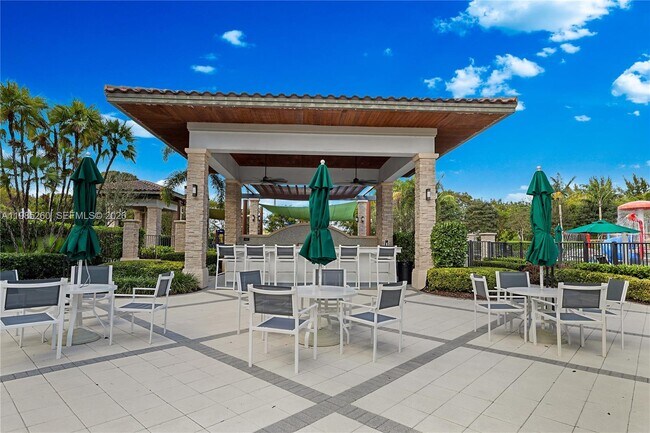 Building Photo - 8800 NW 97th Ave