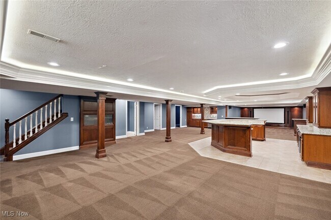 Building Photo - 6470 Aberdeen Ln