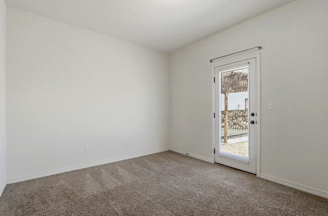Building Photo - 13659 Everingham