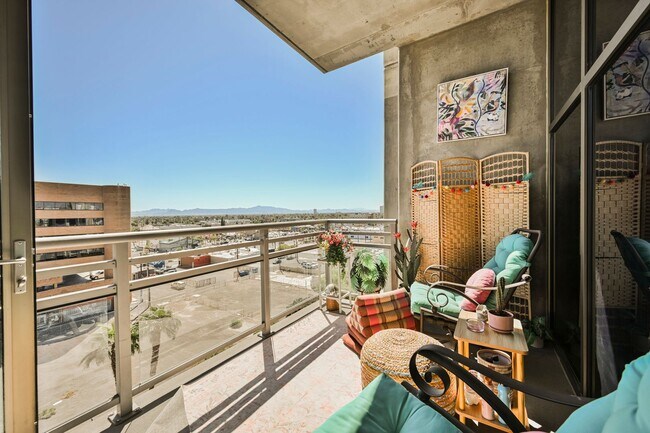 Building Photo - Arts District- Downtown Las Vegas~Luxury furnished condo now available!