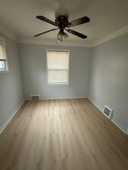 Building Photo - 18742 Morang Dr