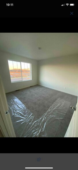 Building Photo - 434 Mountain Bluebird Dr