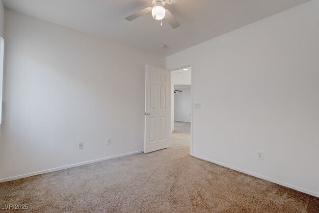 Building Photo - 5150 Pipestone Pass St