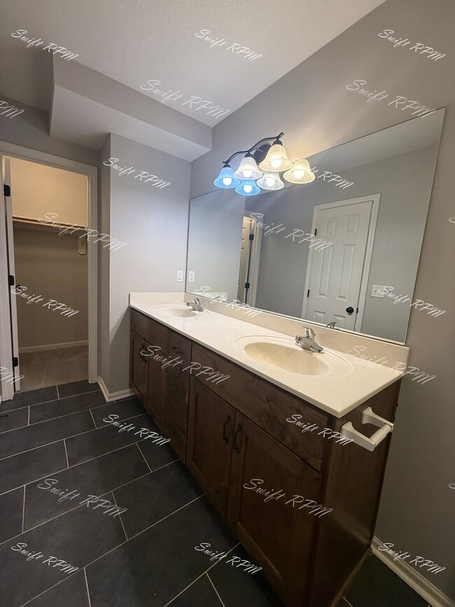 Building Photo - 7532 McCoy St