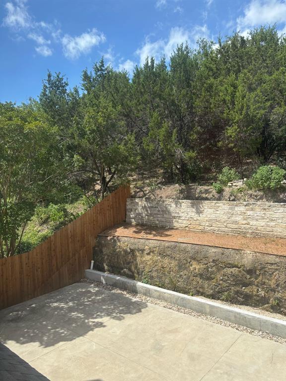 Building Photo - 7730 Lakewood Dr