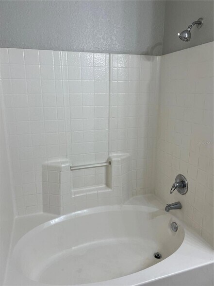 Building Photo - 839 Grand Regency Pointe