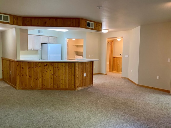 Building Photo - 4545 Wheaton Dr