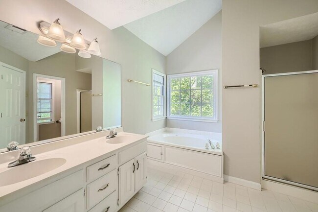 Building Photo - 2459 Jacks View Ct