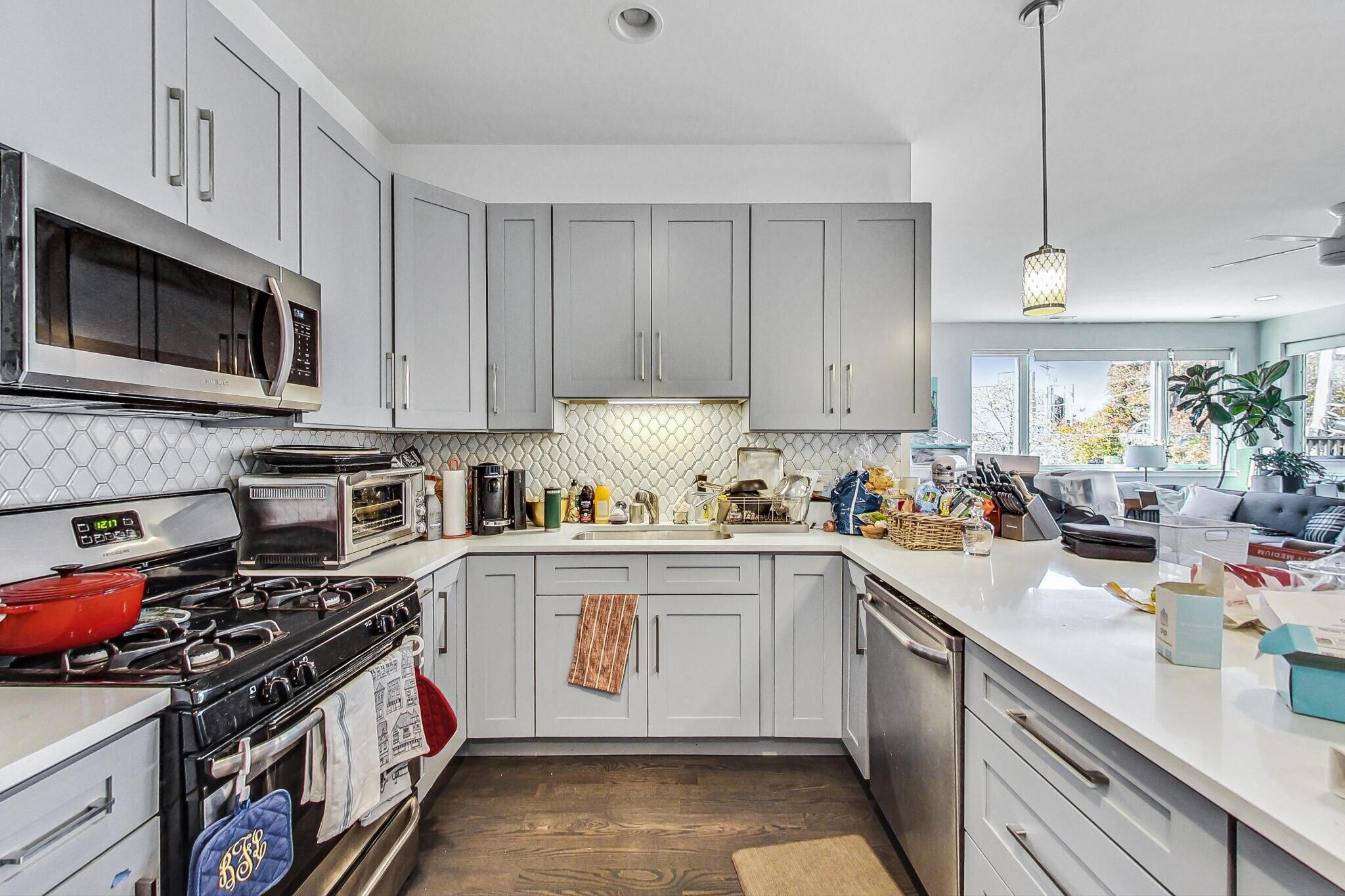 Building Photo - 3620 W Irving Park Rd