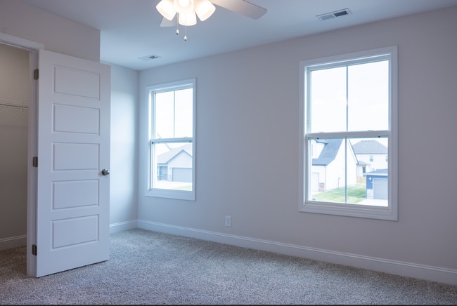 Building Photo - 484 Ayden Ln