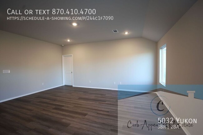 Building Photo - Move in special $800!!  New construction i...