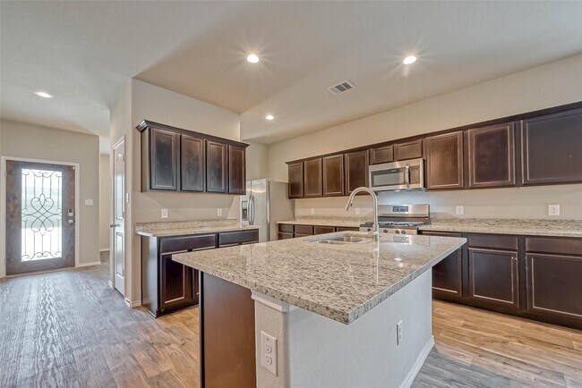 Building Photo - 14122 Silver Falls Ct