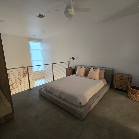 Loft - 519 S 6th St