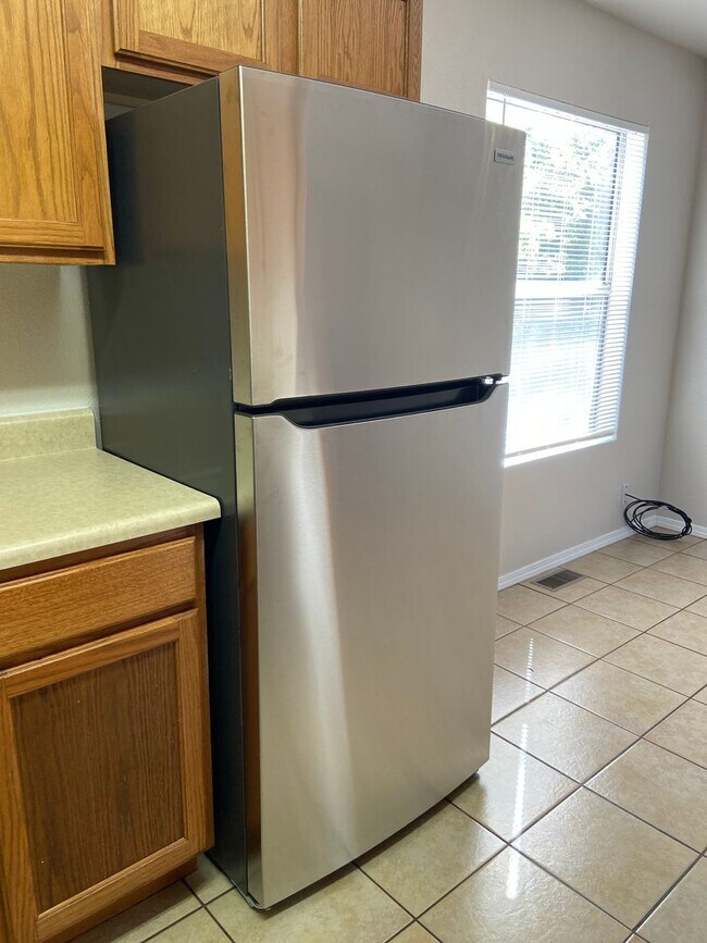 Building Photo - Apartment in Branson East, Kirbyville