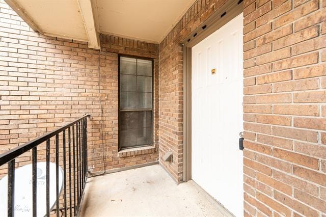 Building Photo - 4552 Chaha Rd