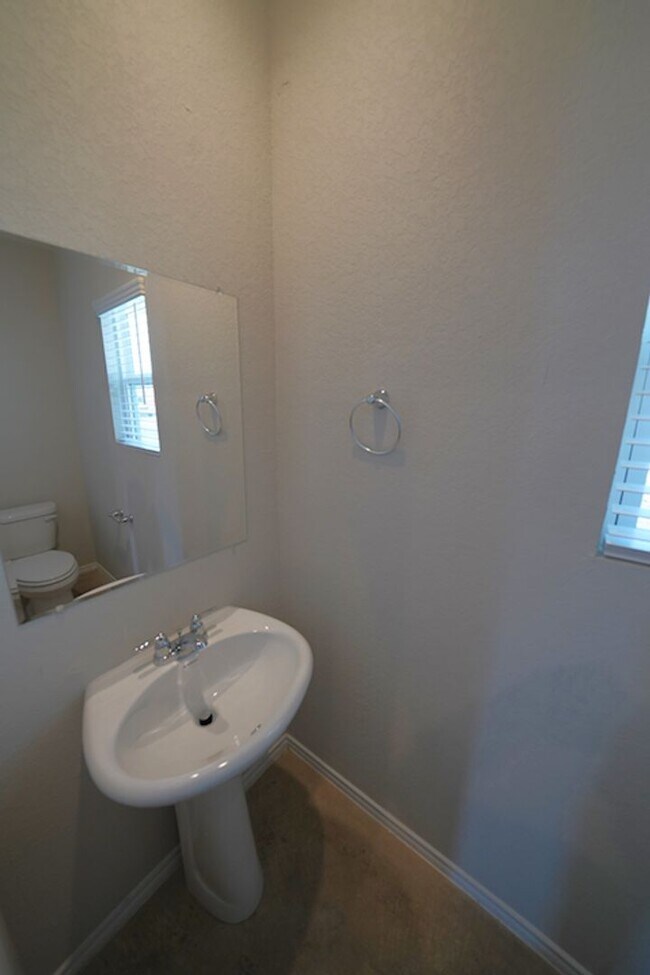 Building Photo - Brand New Duplex Rental Now Available in Converse, TX! Realtor Commission: $600