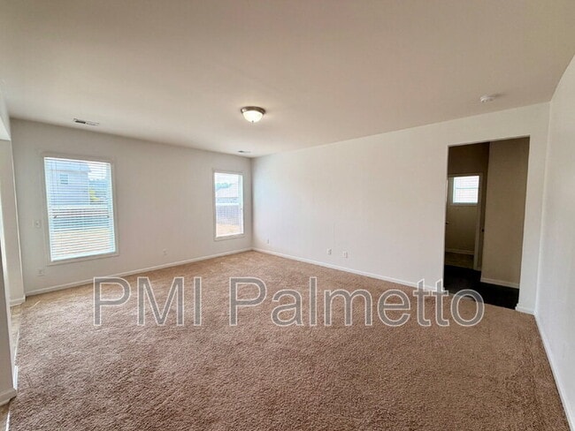 Building Photo - 141 Hay Meadow Ln