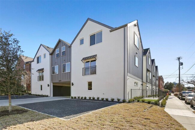 Building Photo - 3241 Rosedale Ave