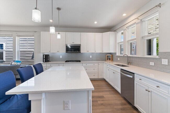 Building Photo - 17713 Longspur Cove Ln