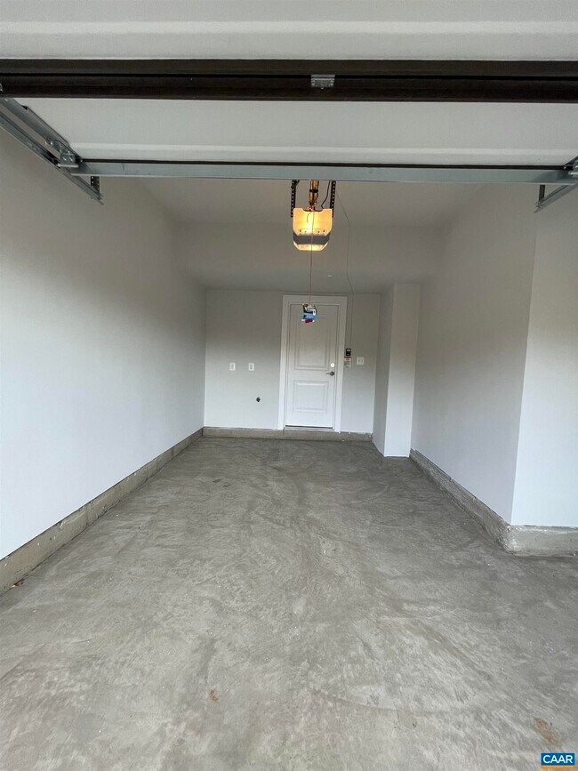 Building Photo - 608 Noush Ct