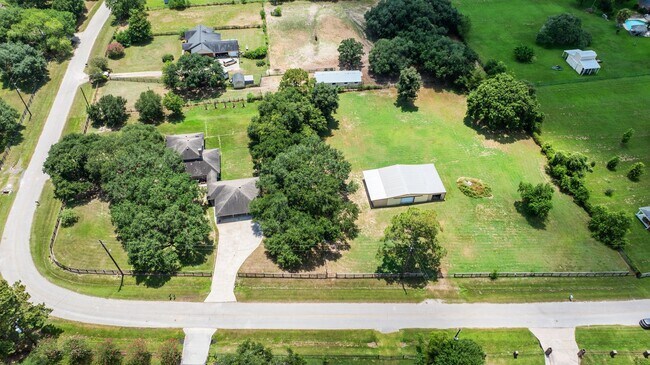 Building Photo - 21503 Fones Rd