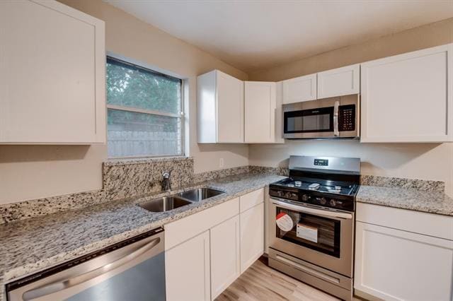 Building Photo - 3912 Lakewood Dr