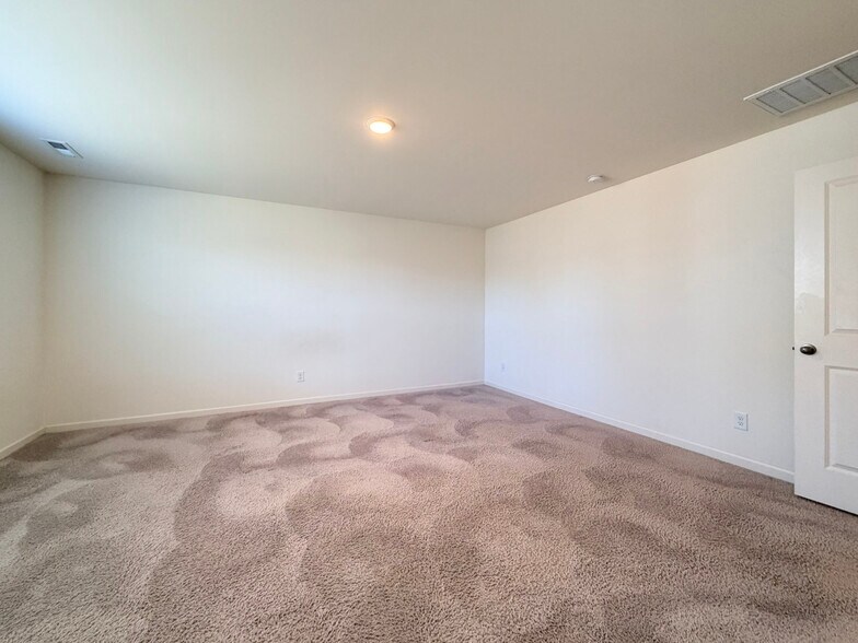 Building Photo - 937 Berkeley Glen Rd