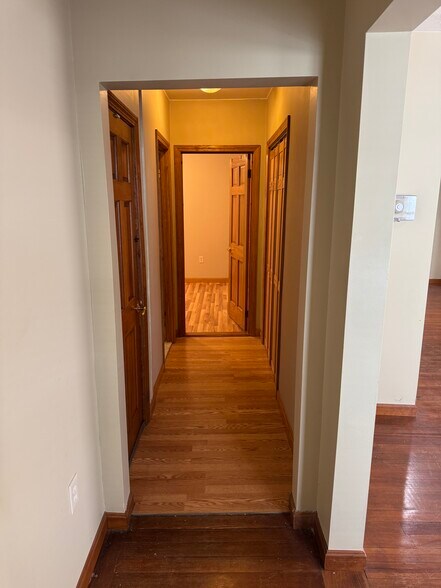 Building Photo - 64 Paris St