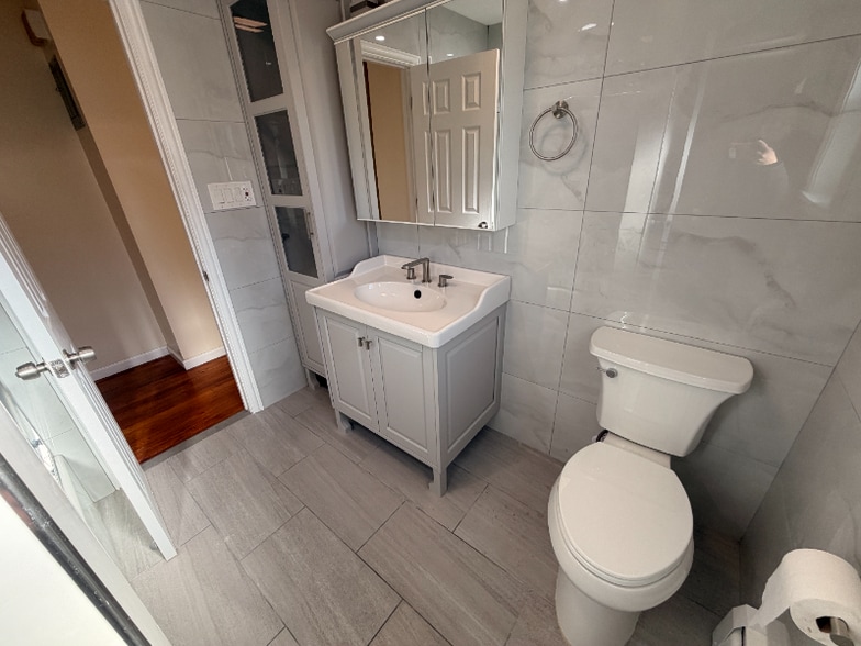 Building Photo - 3189 Hatting Pl